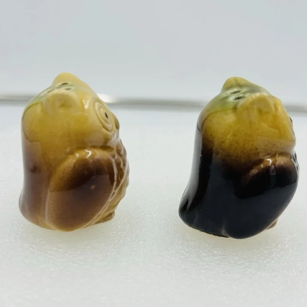 Vintage Owl Salt and Pepper Shakers Ceramic Small 2